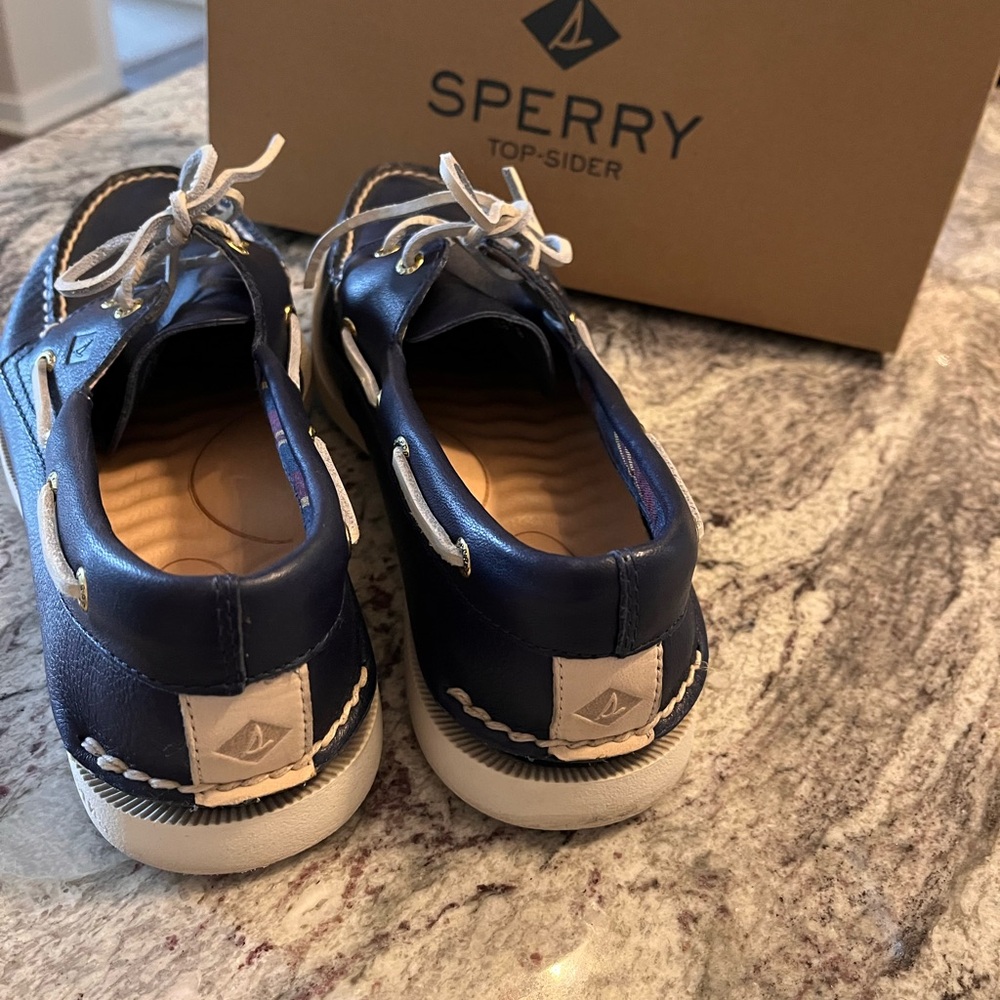 Sperry Womens Dark Blue Boat Shoes - Picture 2 of 3